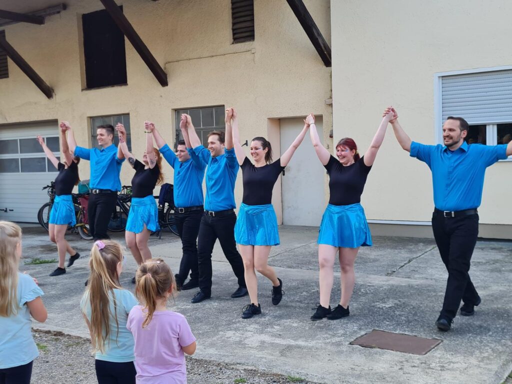 Open-Air Premiere der Formation