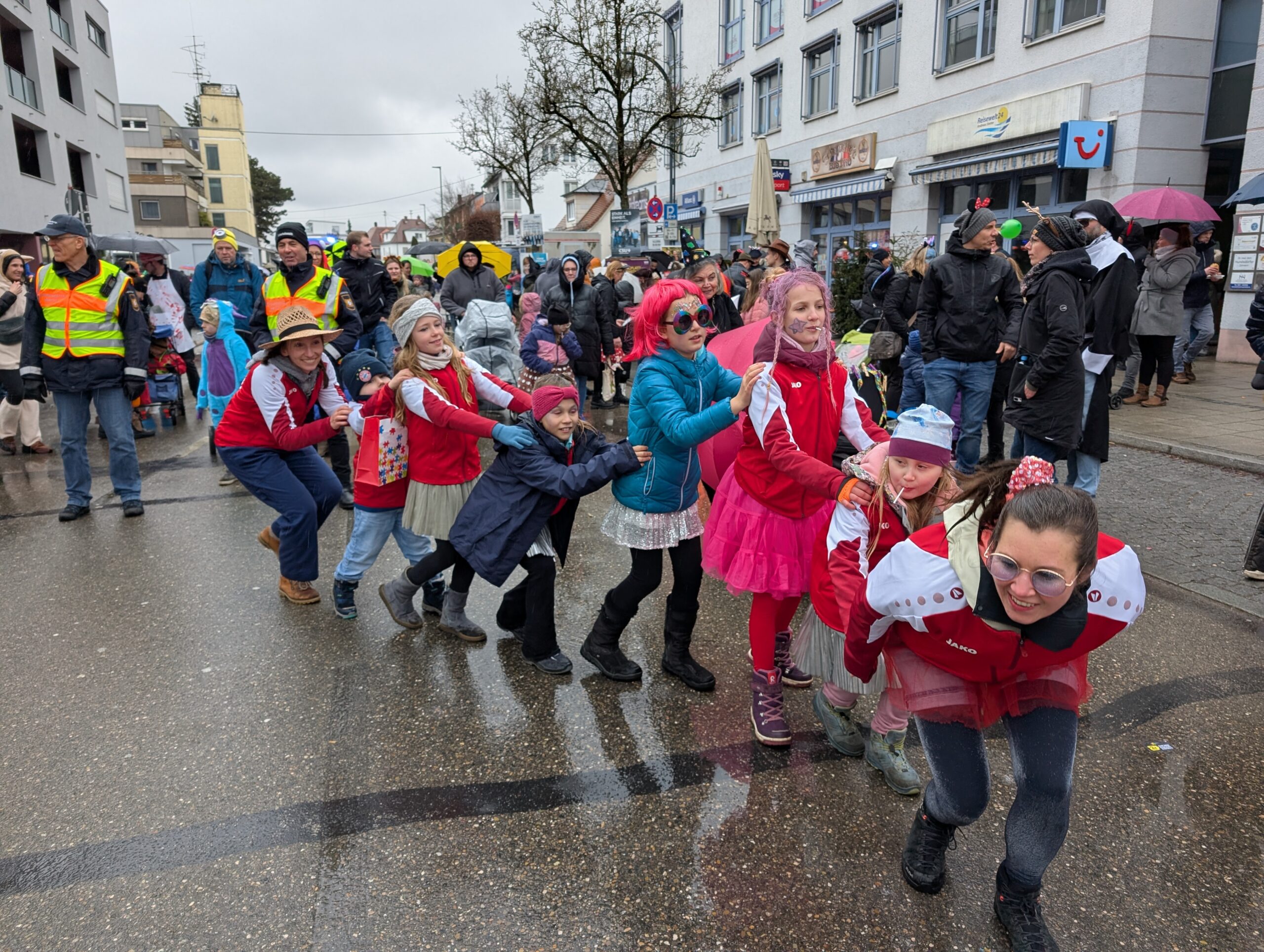 Helau in Gersthofen – die Company beim Kinderfaschingsumzug 2026